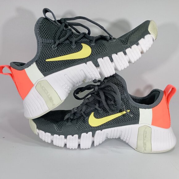 Nike Women’s Size 7 Free Metcon Training/Running Shoes/Sneakers - Picture 3 of 7